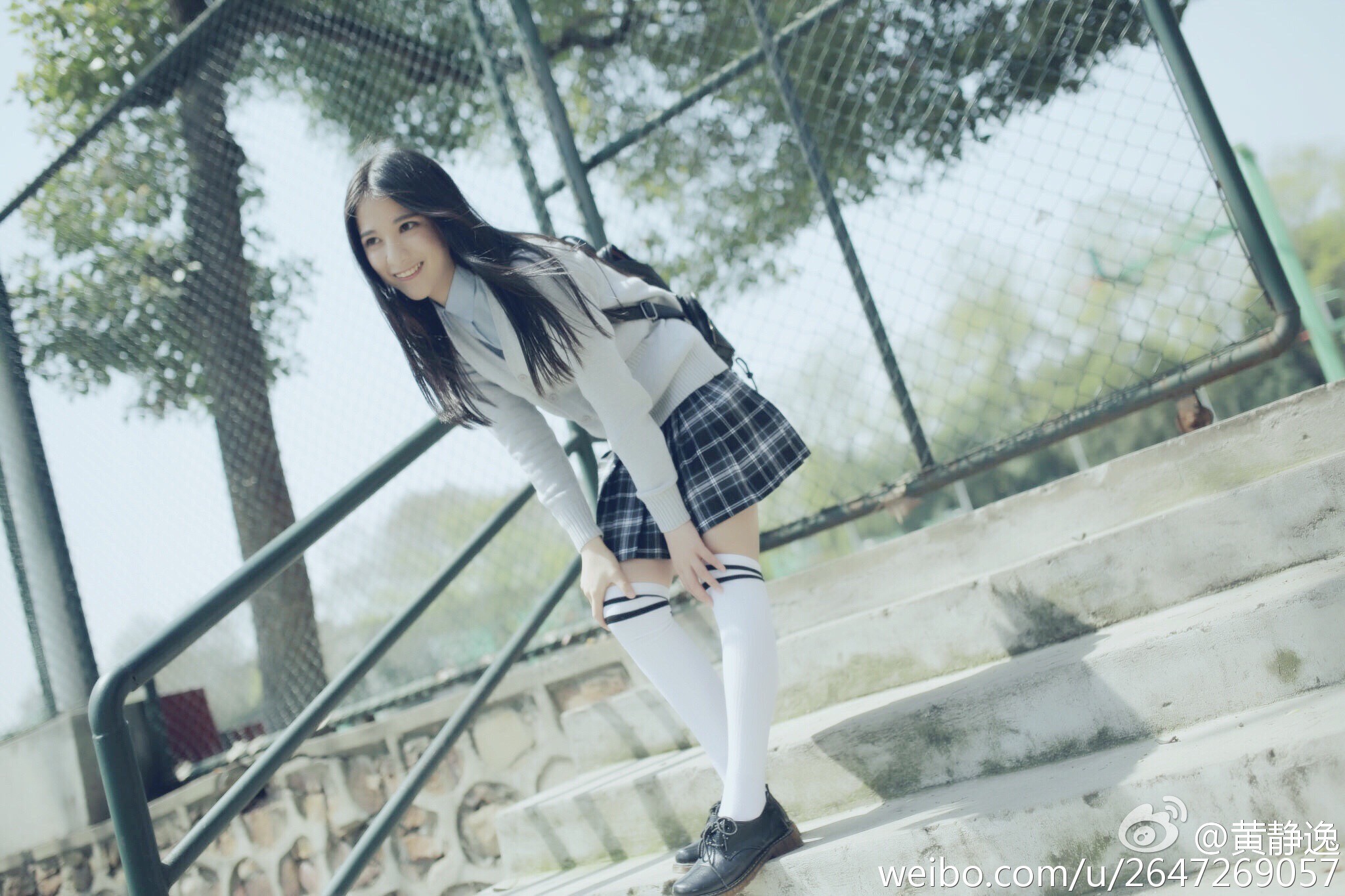 黄静逸 华中科大女神校花私房照诱惑写真图~