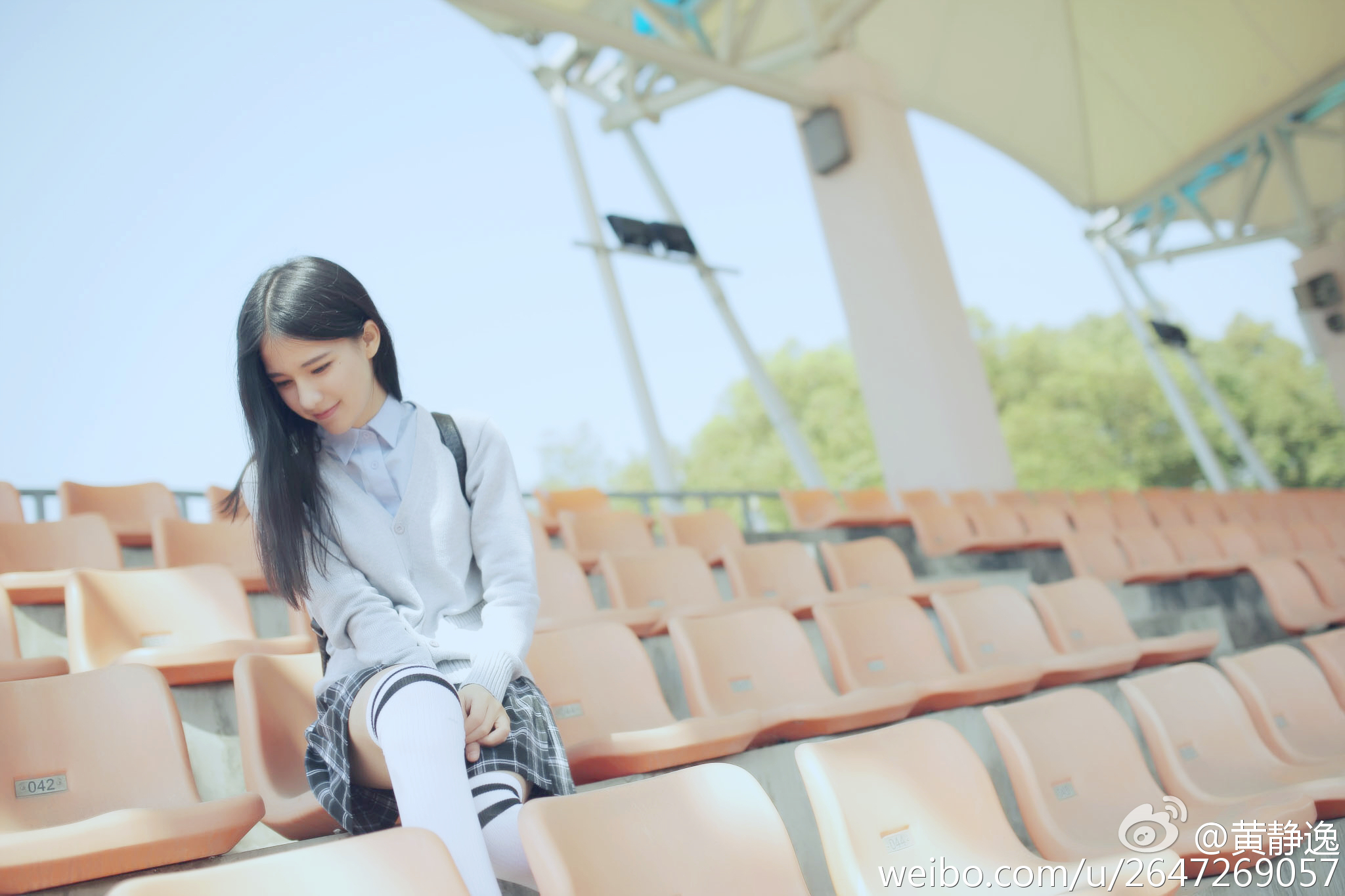 黄静逸 华中科大女神校花私房照诱惑写真图~