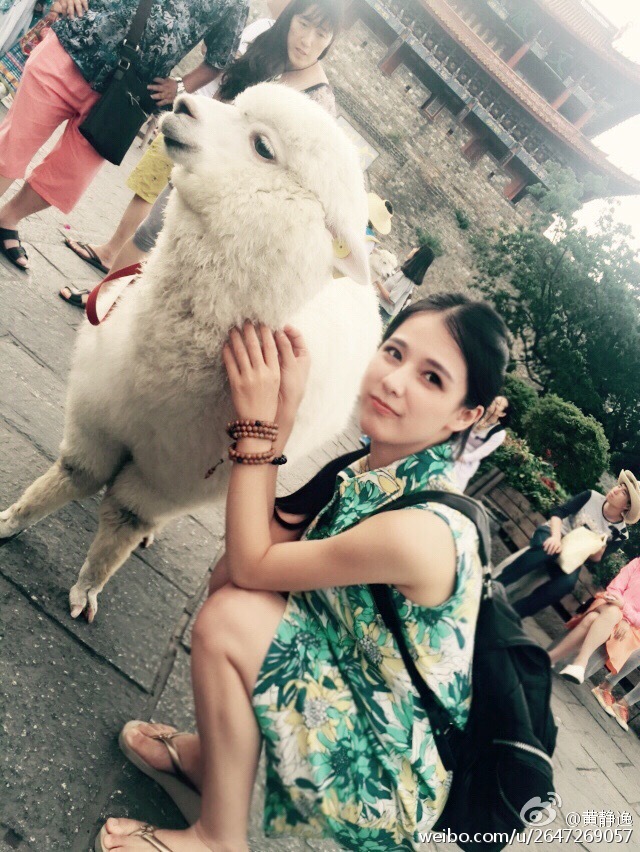 黄静逸 华中科大女神校花私房照诱惑写真图~