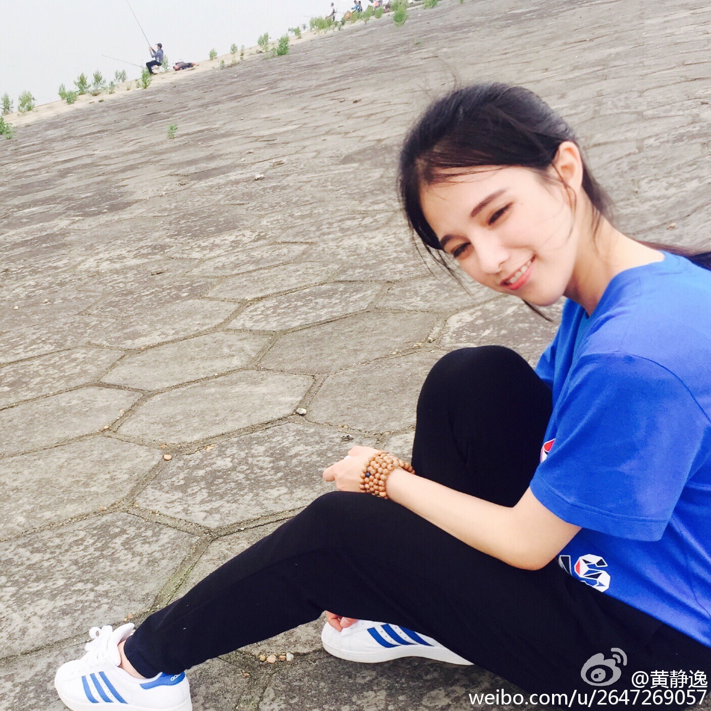 黄静逸 华中科大女神校花私房照诱惑写真图~
