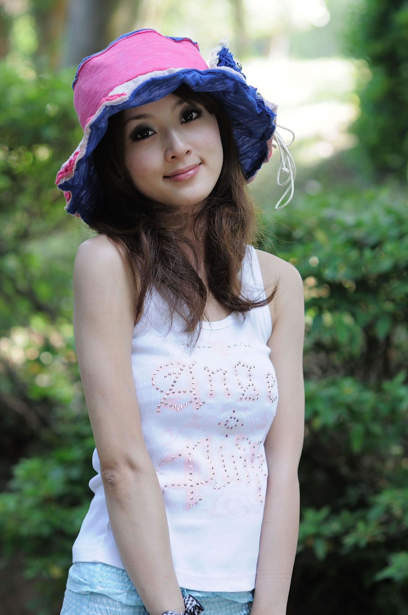 张凯洁 台湾清纯美女果子MM@陽明山美軍宿舍 (一)