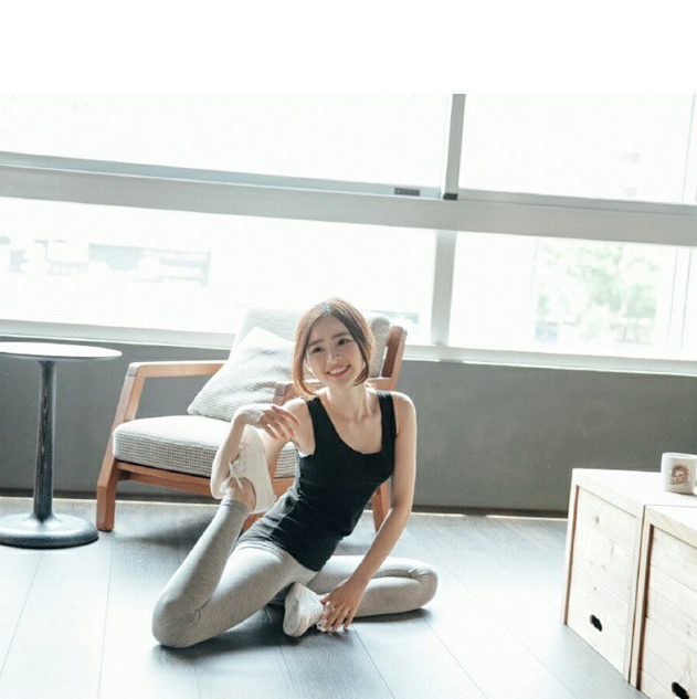 Hana Lin 娃娃脸正妹可爱的外表有著惊人美胸