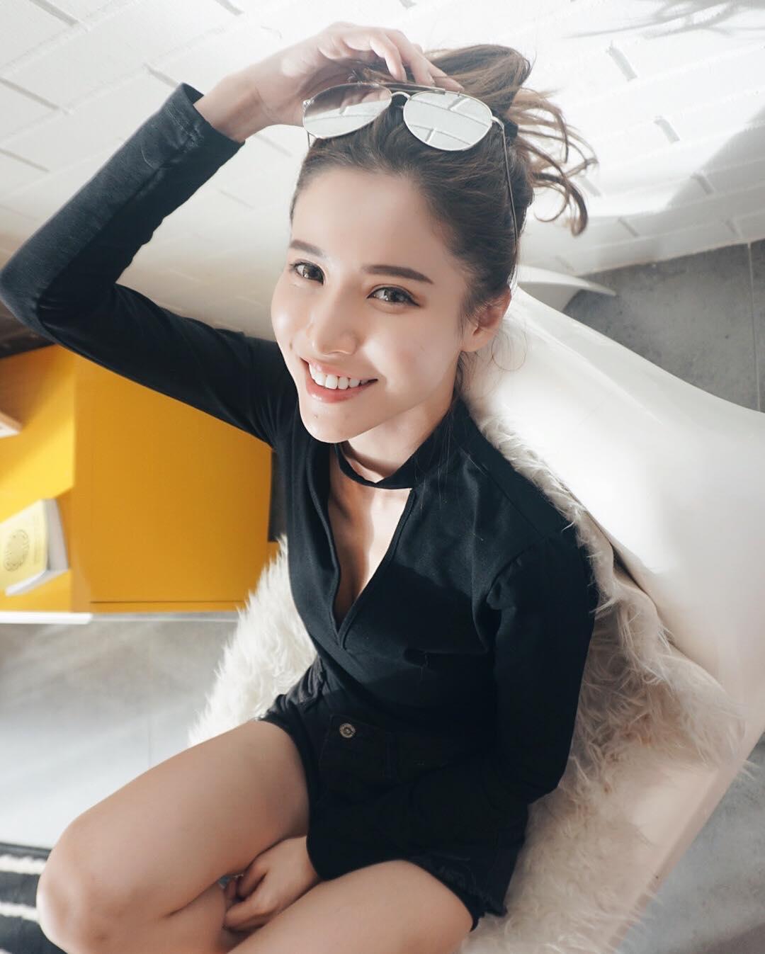 Abigale- 美女设计师Ig私房照