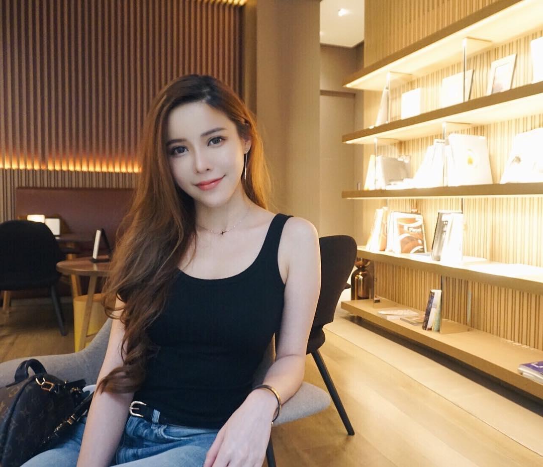 Abigale- 美女设计师Ig私房照