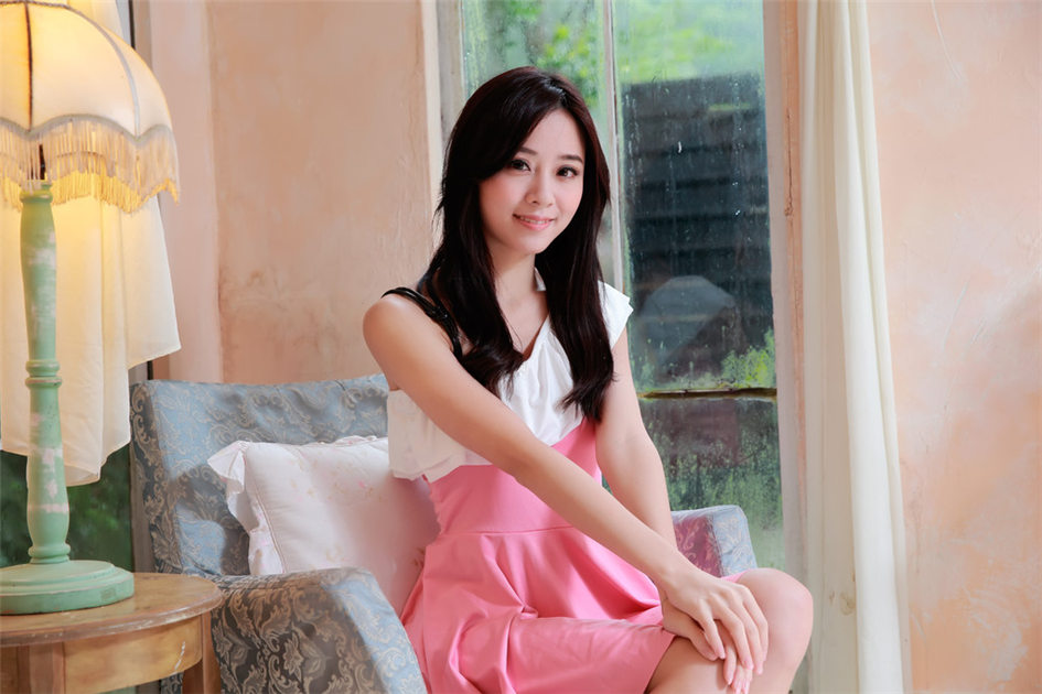 林千如 性感美女居家品味写真图片