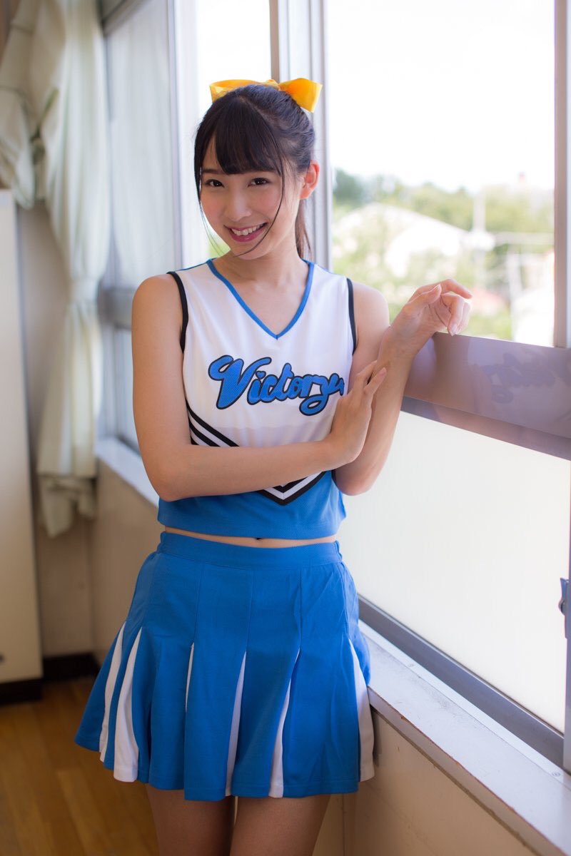 川崎绫 日本新晋写真图女神Twitter美图