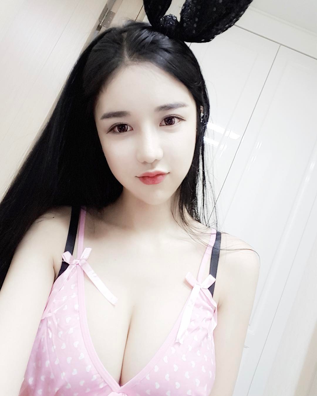 梦幻女神李秀彬,IG再爆不科学私房照
