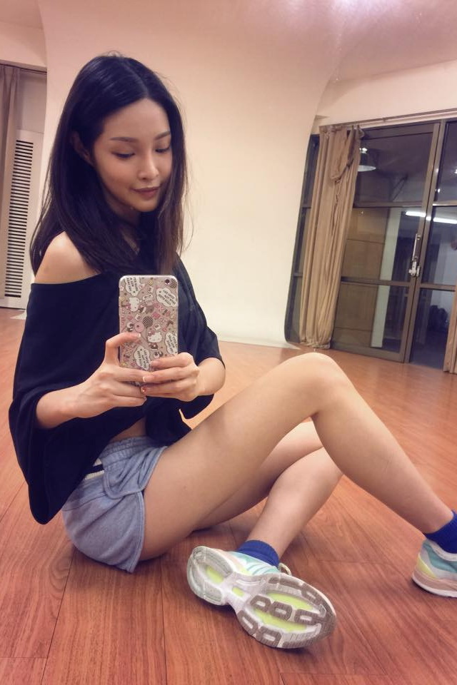 陈梦晨Mornin E奶南半球歌手微热女孩