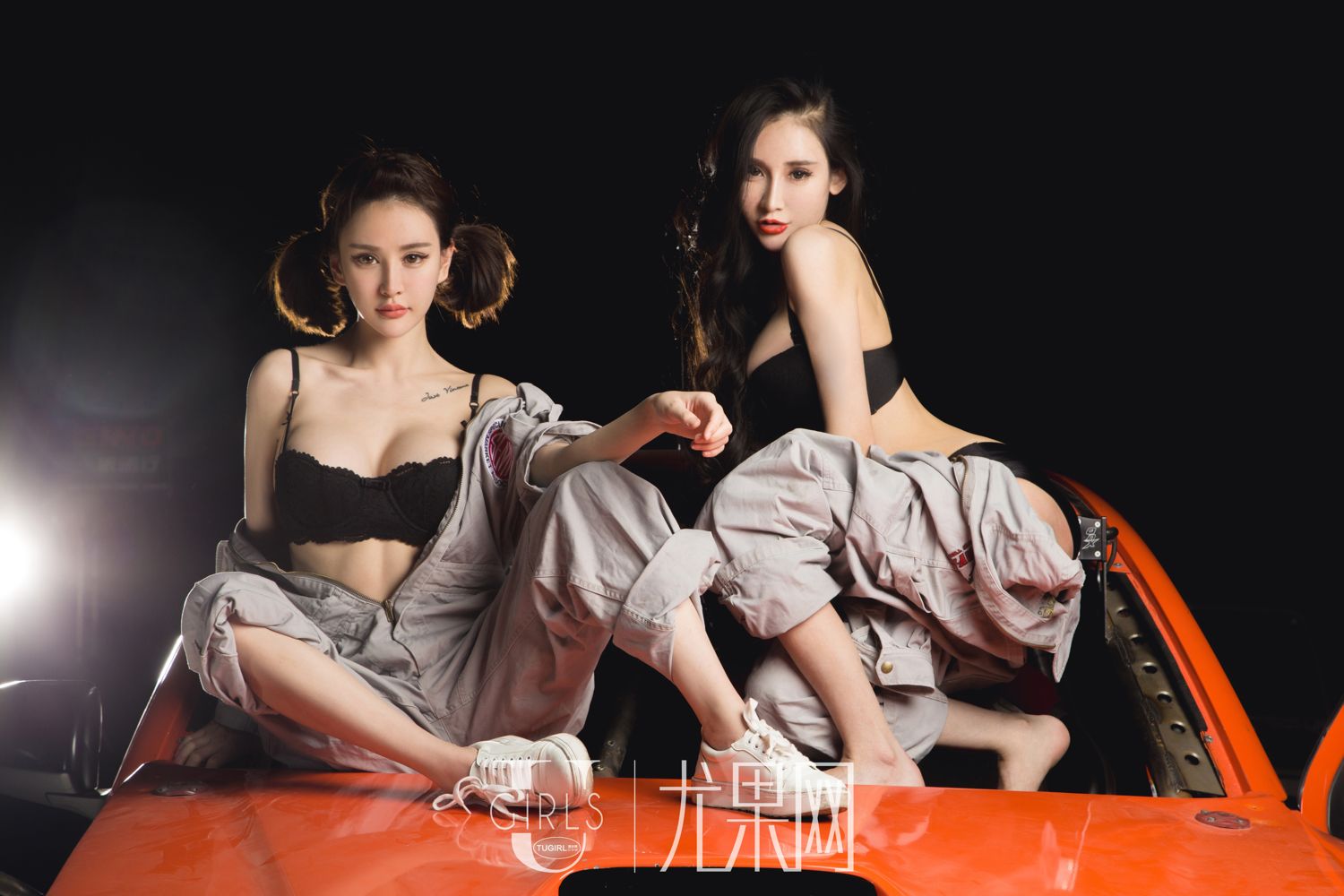 乖乖女青树狂野演绎 柔媚与机车的钢铁相融