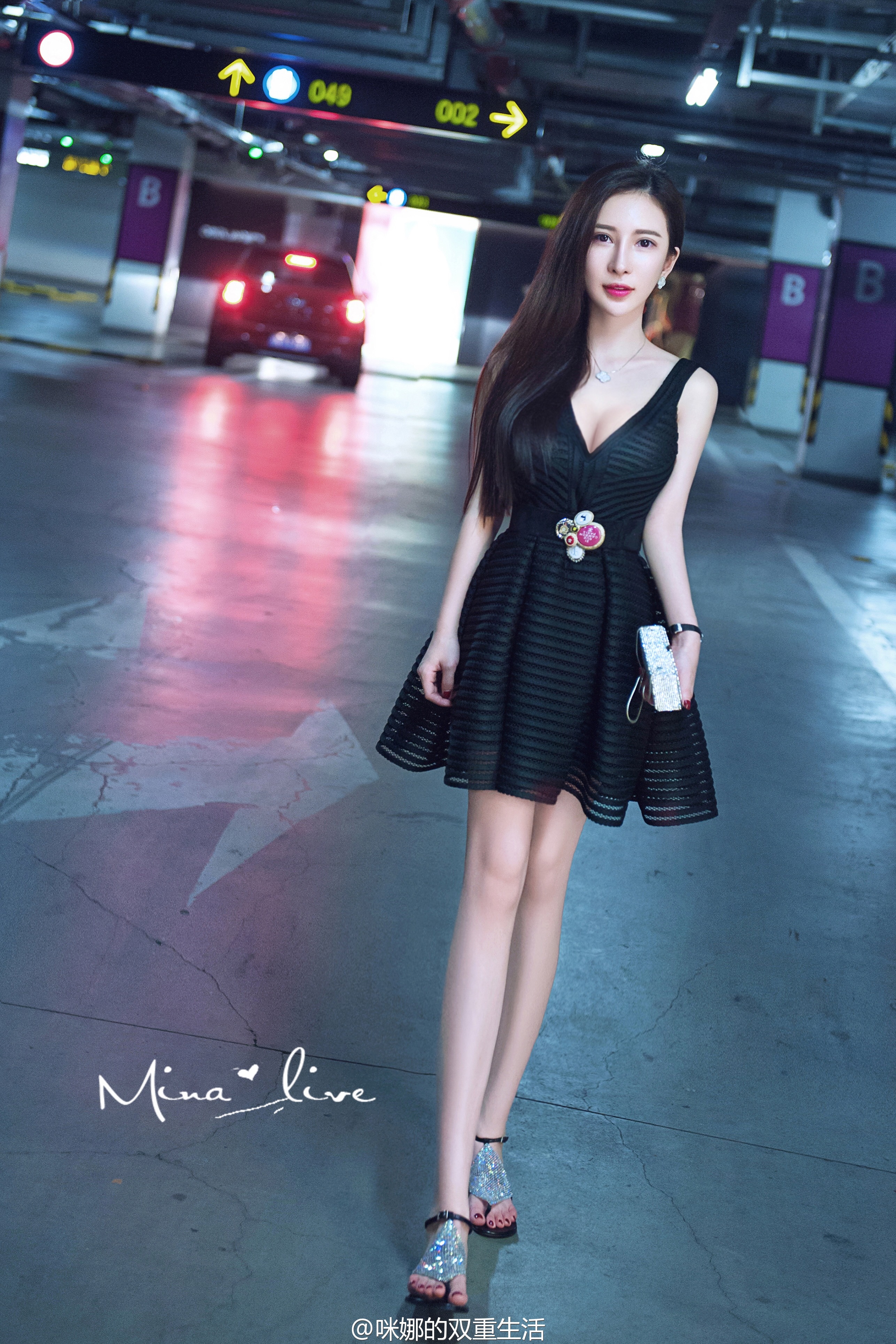 咪娜Mina 气质女神私房照诱惑写真图