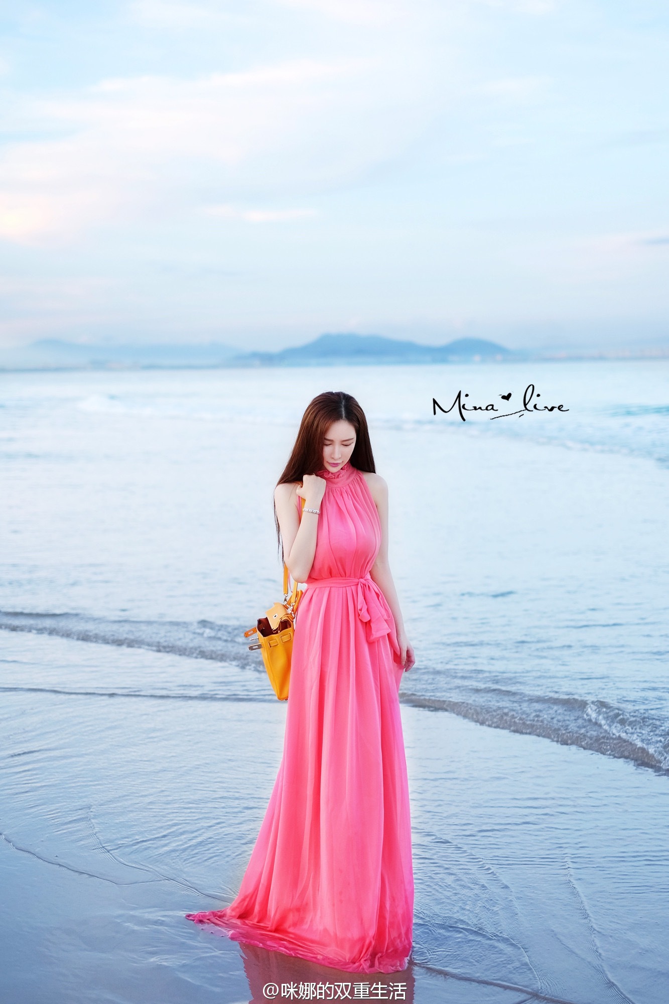 咪娜Mina 气质女神私房照诱惑写真图
