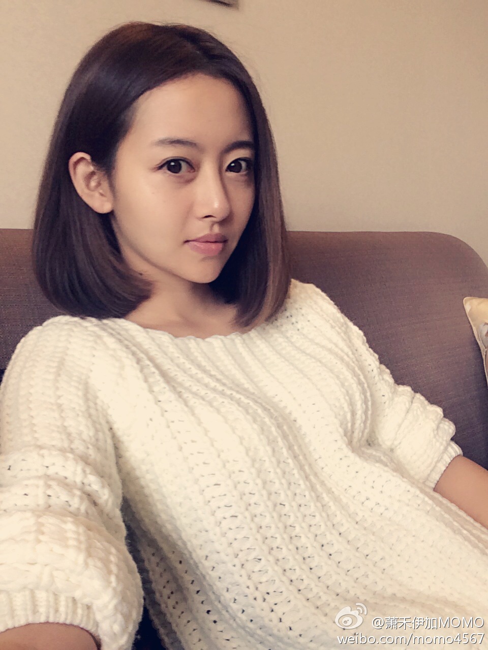 萧禾伊加MoMo 她似蜜,甜到心里的车模