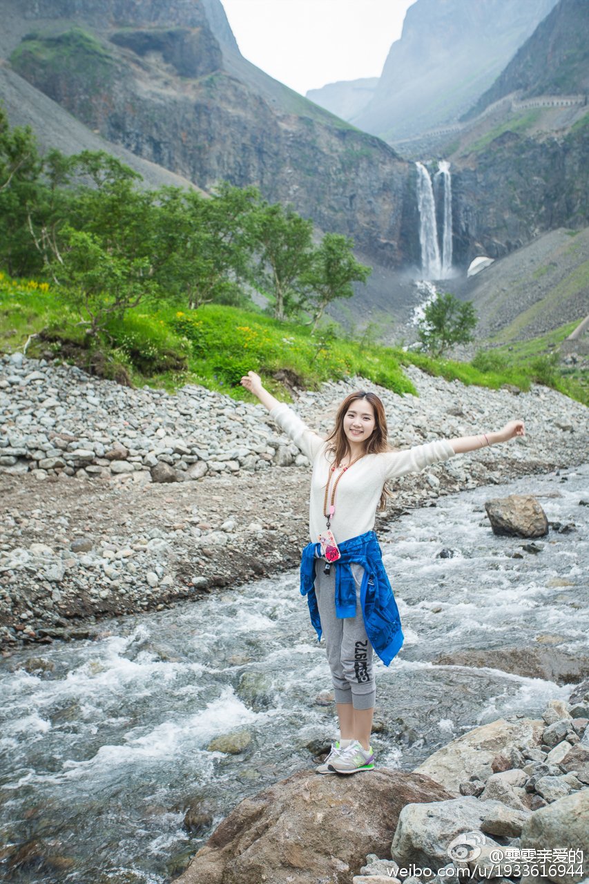 吴丽雯 气质车模私房照诱惑写真图