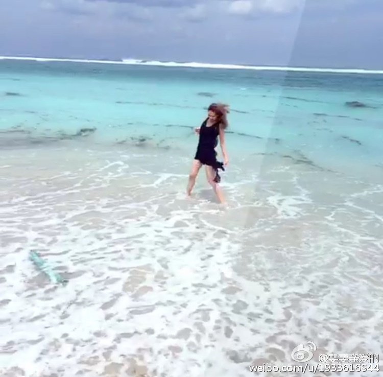 吴丽雯 气质车模私房照诱惑写真图