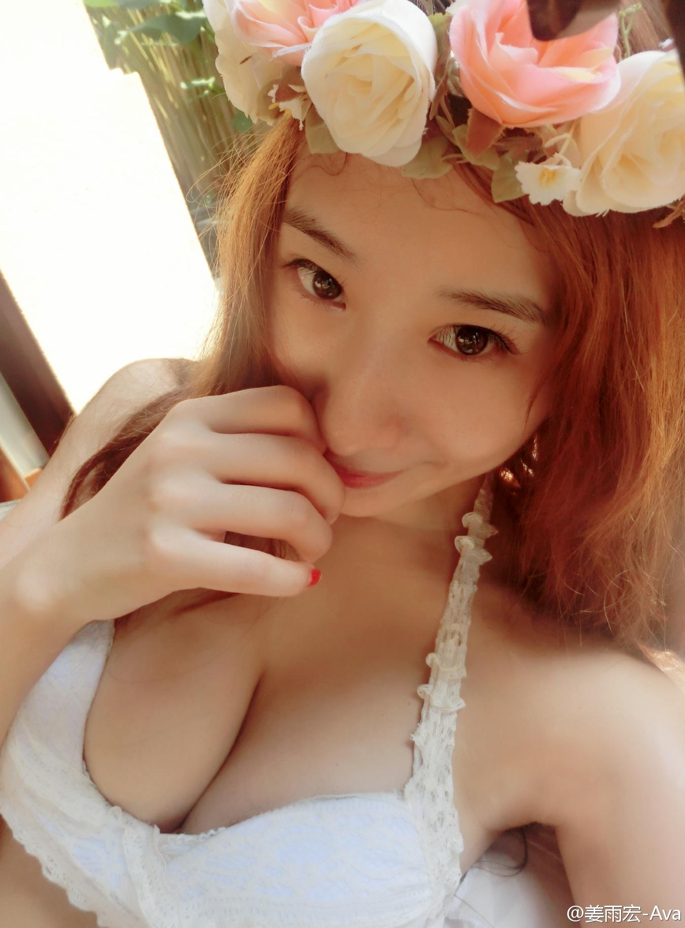 姜雨宏Ava 性感火辣比基尼美图