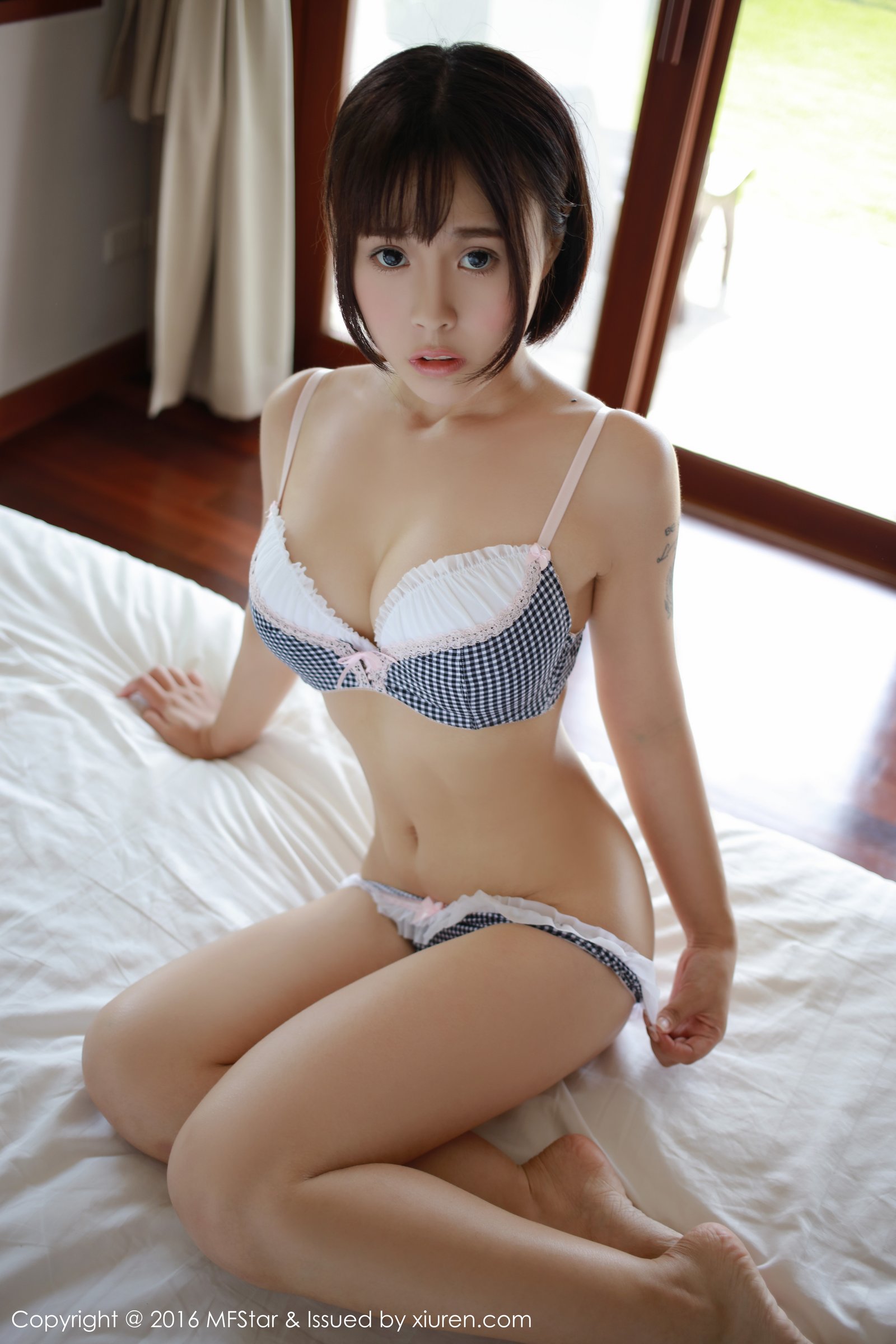 Evelyn艾莉 [MFStar模范学院 2016.01.14 VOL.040