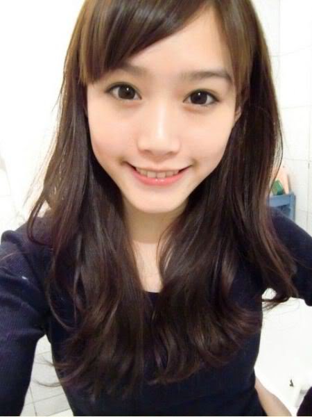 陈玟予 白皙美腿甜美脸蛋超迷人!!