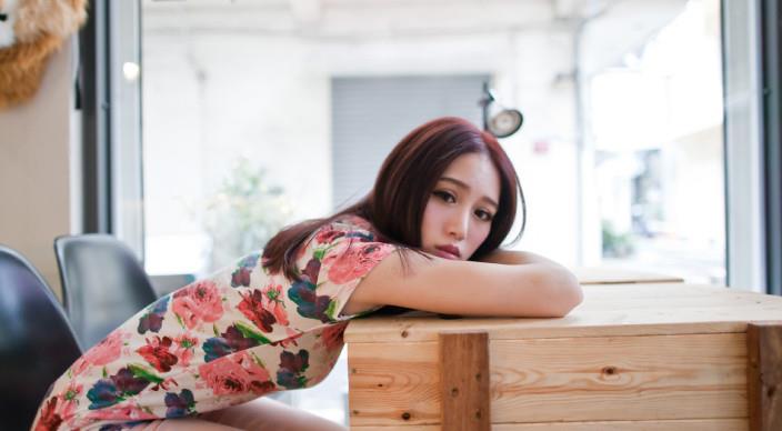 陈玟予 白皙美腿甜美脸蛋超迷人!!