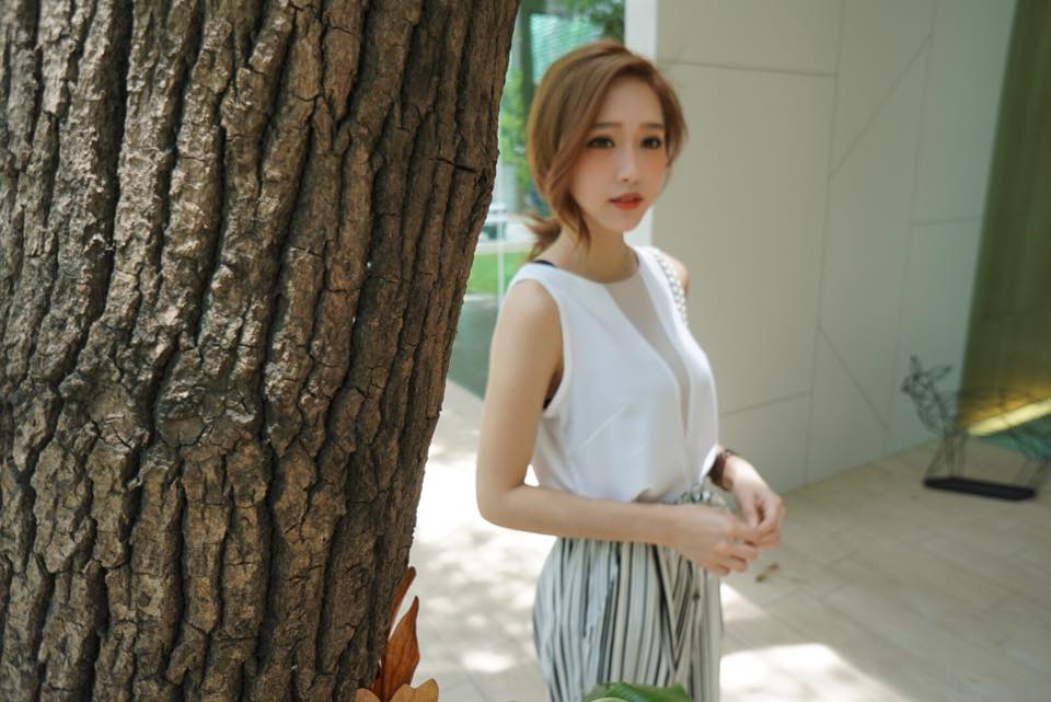 陈玟予 白皙美腿甜美脸蛋超迷人!!