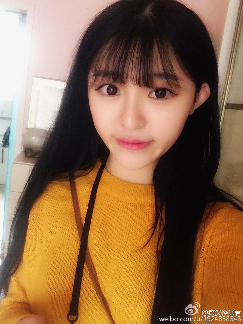 伊小七MoMo 清新养眼萝莉私房照诱惑写真图