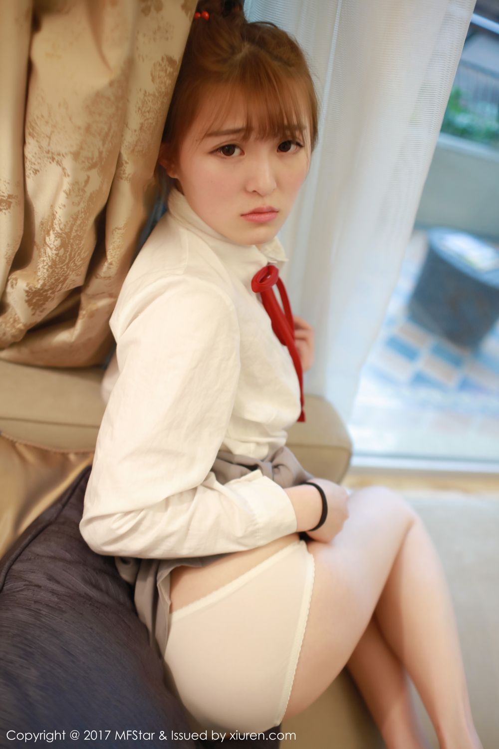 萝莉美女伊小七 学生装短裙系列