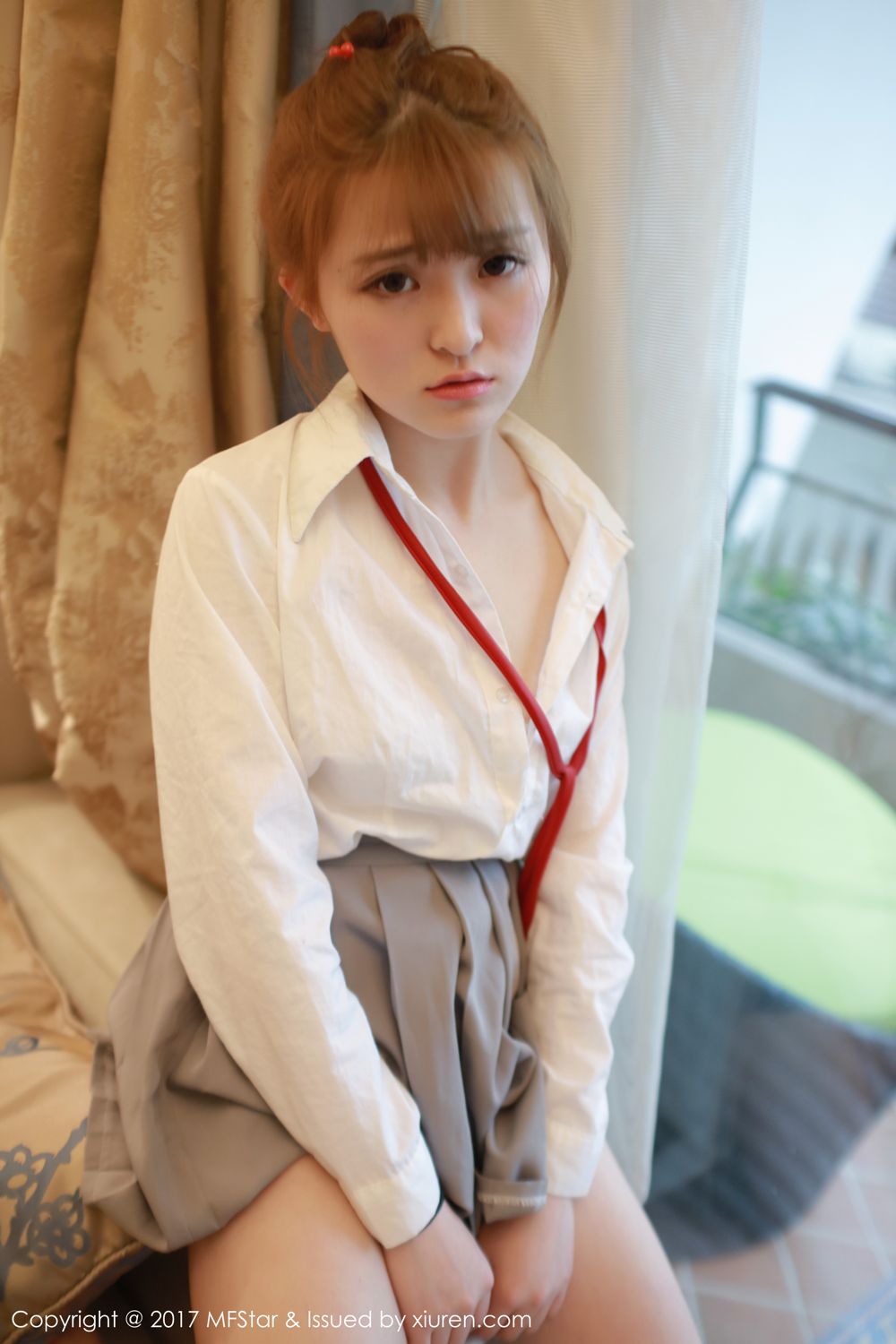 萝莉美女伊小七 学生装短裙系列
