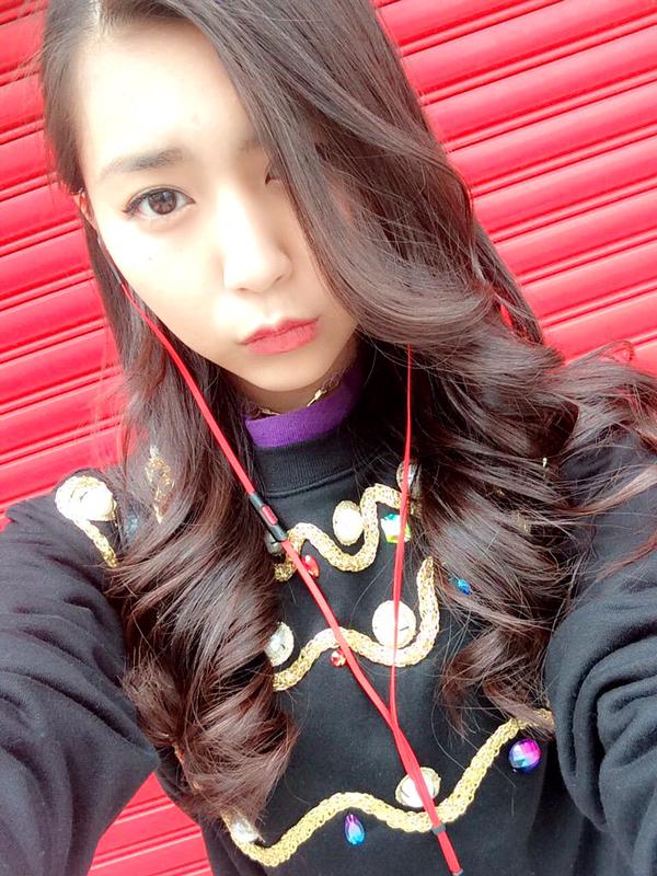 青野纱穗 冷艳美少女维特私房照诱惑写真图