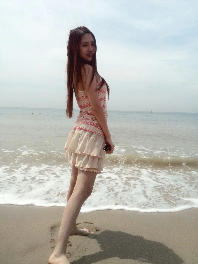 马妮 昆仑游戏Showgirl定妆照