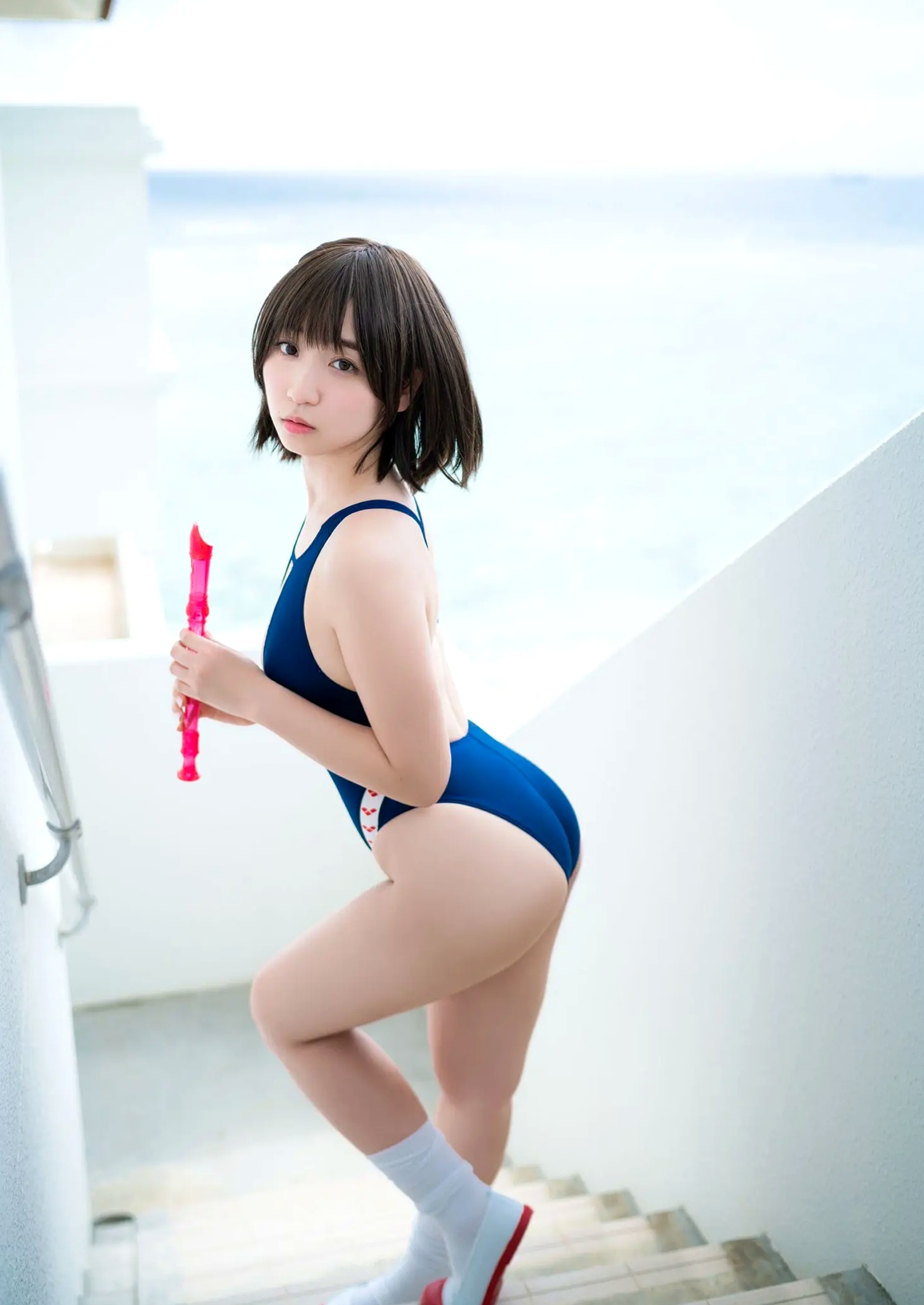 伊織もえ - 制服はちゃんと着なさーい!! 日系校服与兔女郎角色扮演性感写真