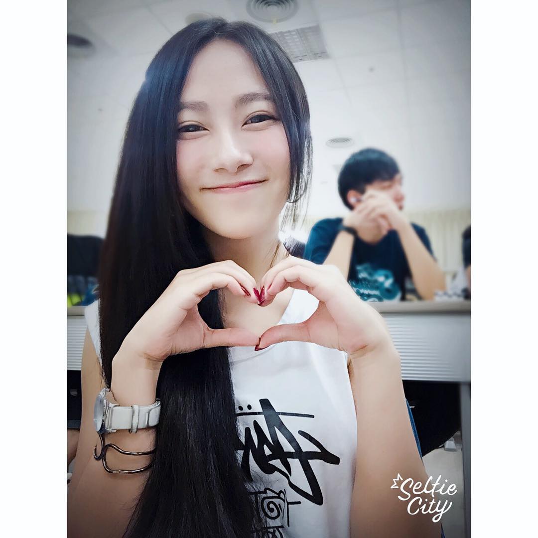 刘思妤 大学神正妹私房照诱惑写真图