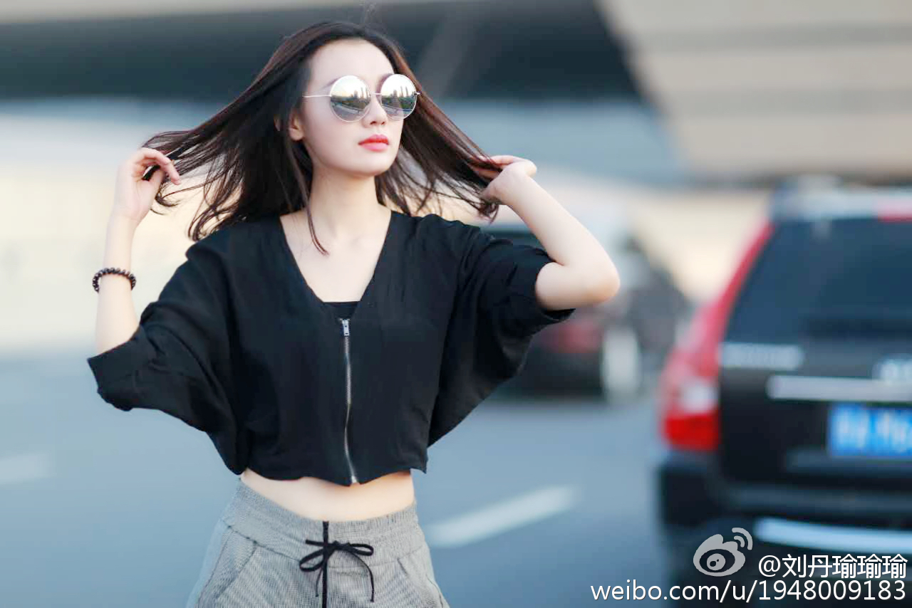 刘丹瑜 养眼御姐儿私房照诱惑写真图