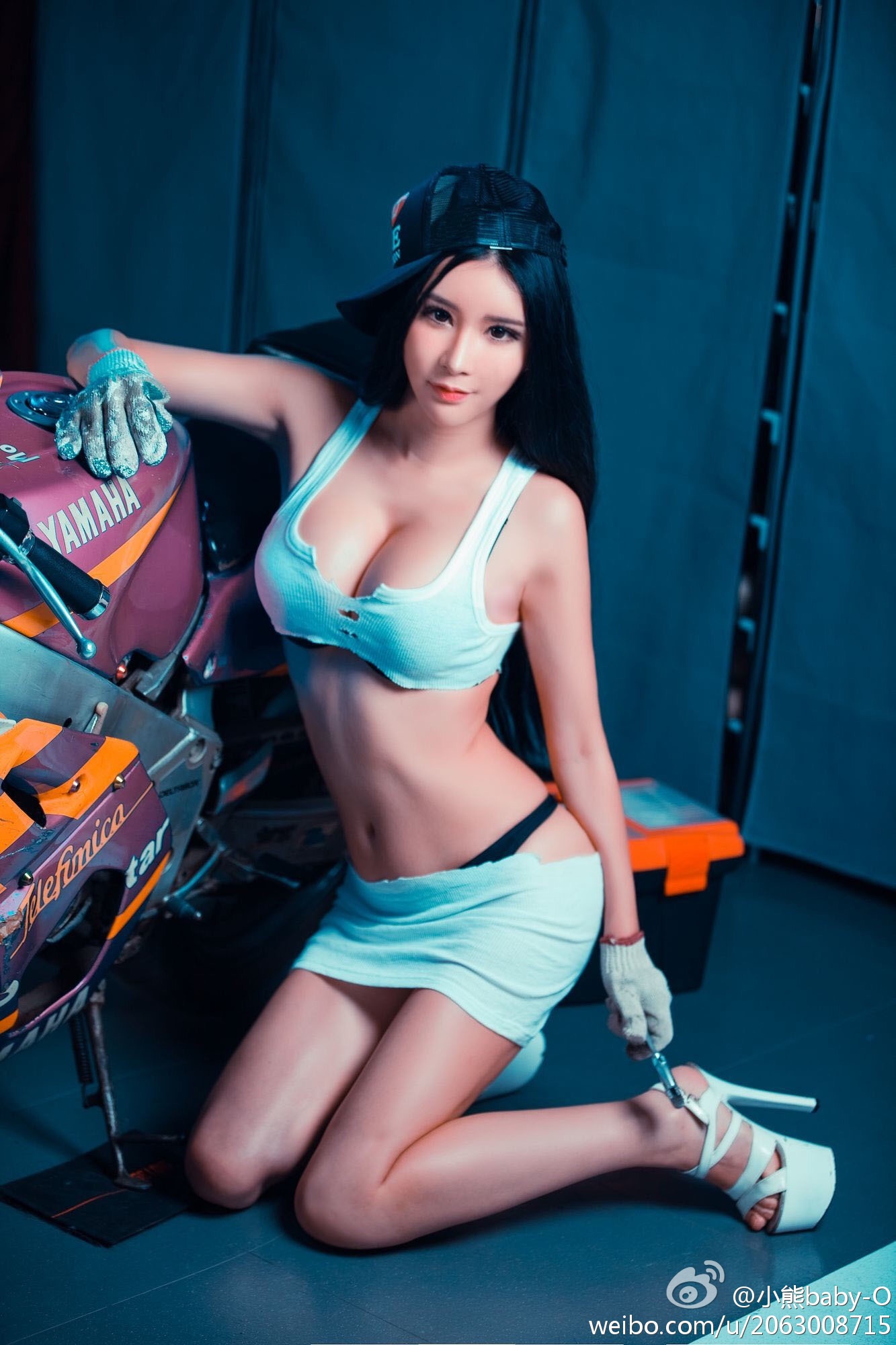 万千宠儿baby(小熊baby-O) 已删除的性感写真图