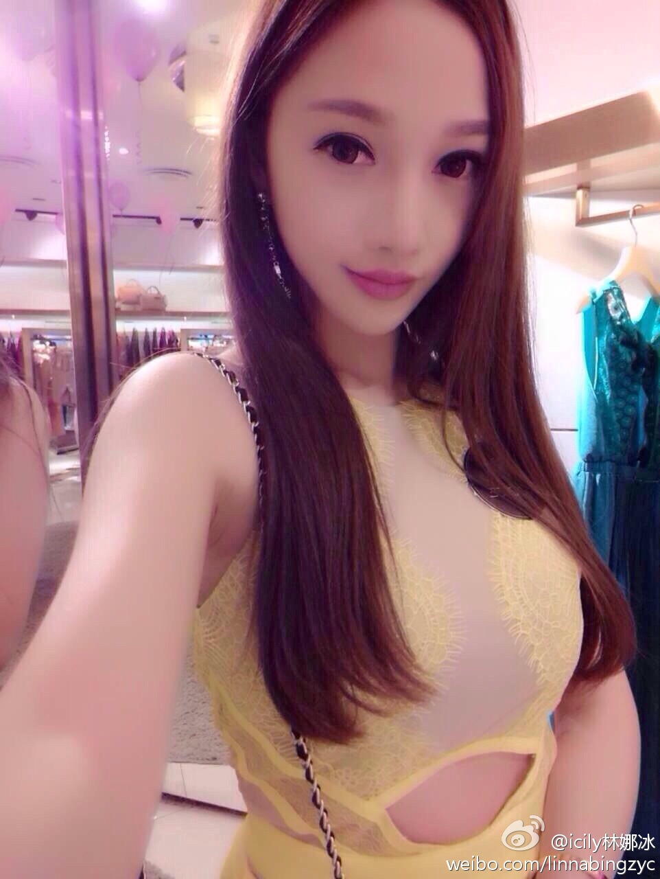 林娜冰icily 完美身材性感私房照诱惑写真图
