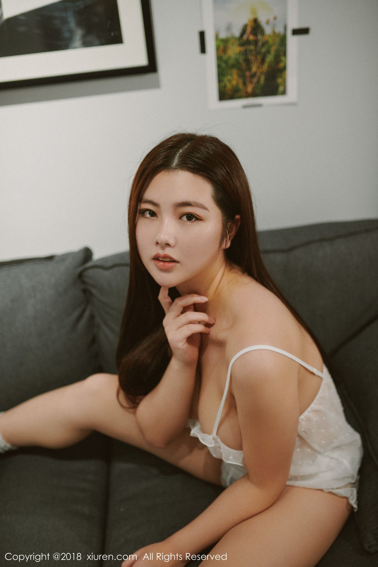 娜露Selena私房魅惑 白色睡衣近乎透视