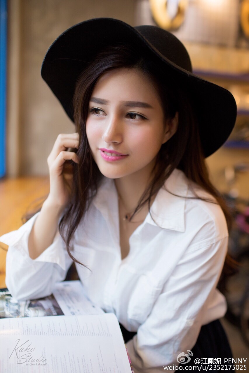 汪佩妮PENNY 美腿气质女神私房照诱惑写真图