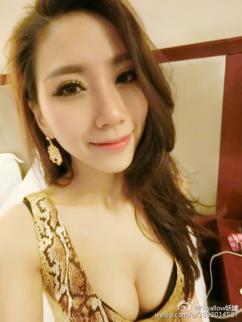 Swallow妖娇 家居妩媚私房照诱惑写真图