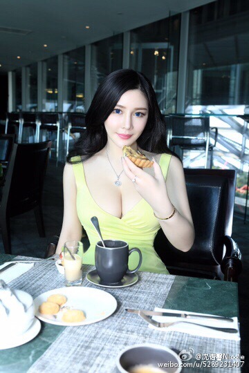 沈诺馨Nicole 微博性感私房照诱惑写真图