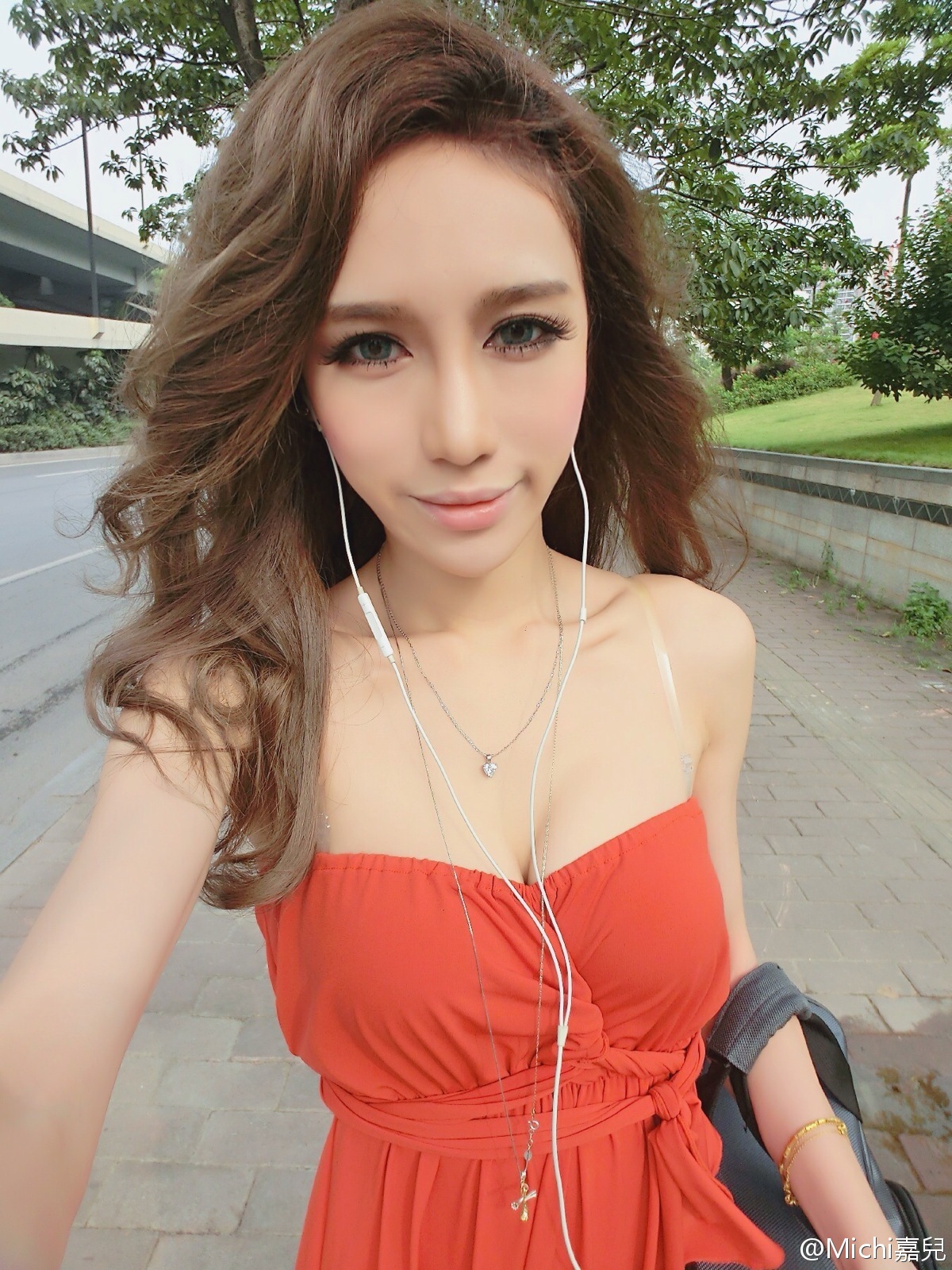 Michi_Ho(何嘉儿) 微博私房照诱惑写真图