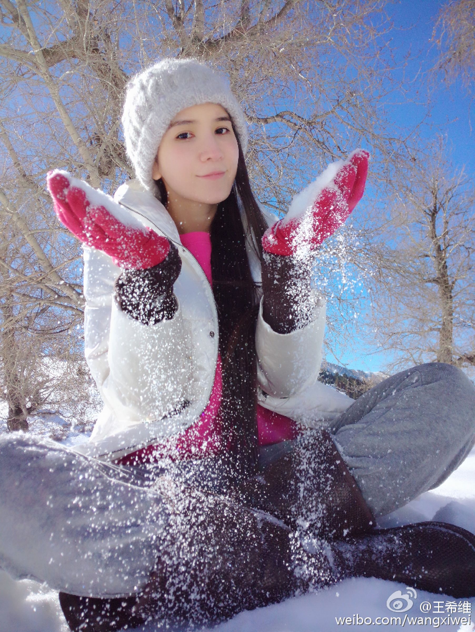 王希维 气质女神私房照诱惑写真图