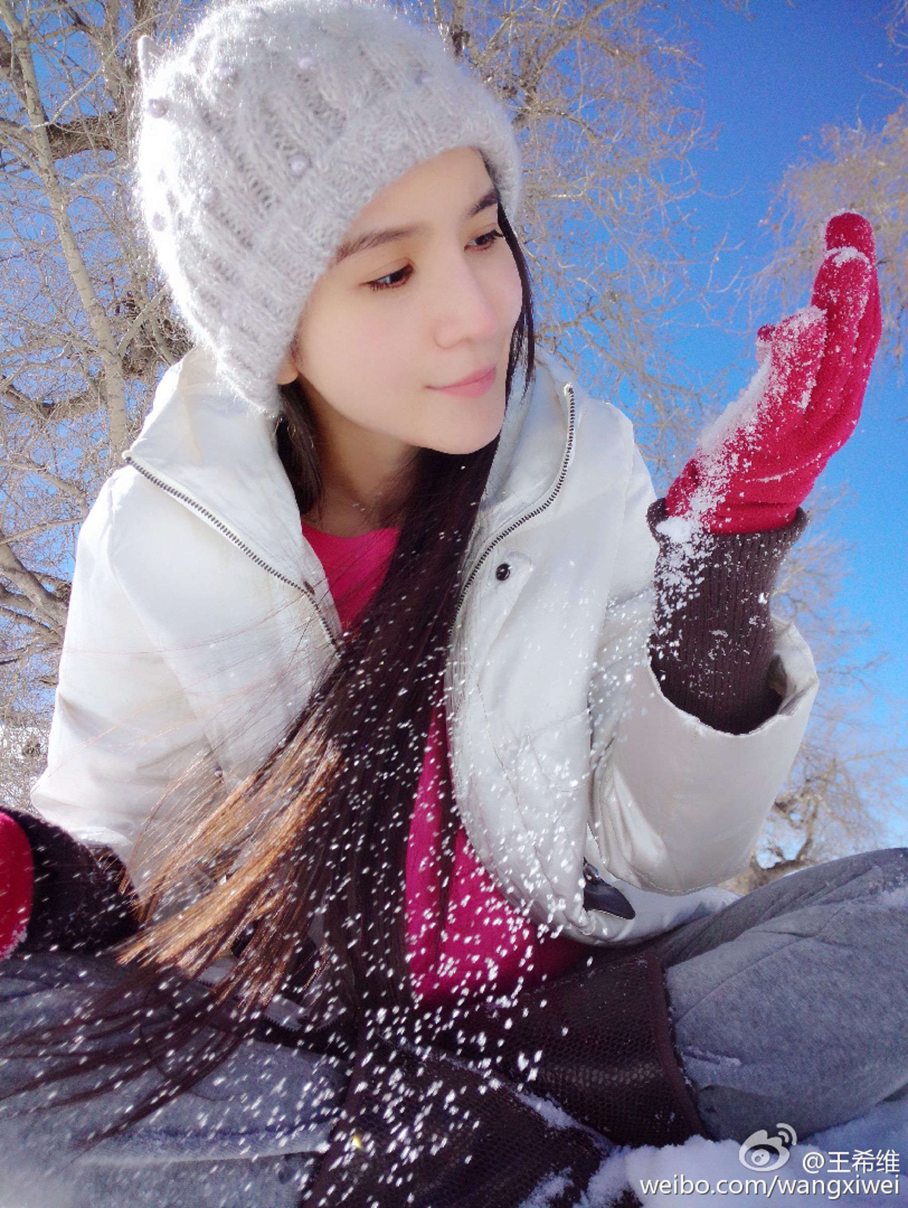 王希维 气质女神私房照诱惑写真图