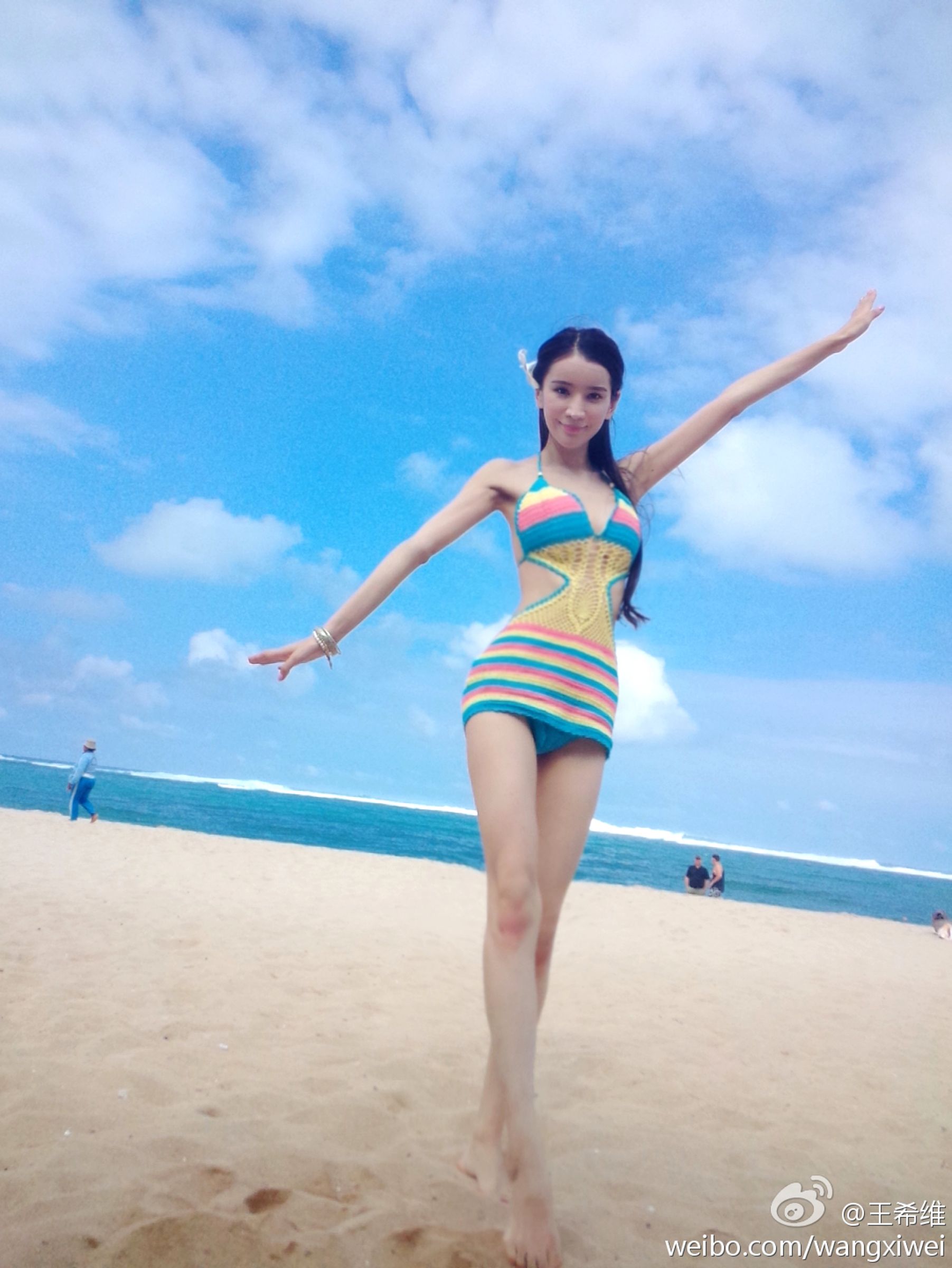 王希维 气质女神私房照诱惑写真图