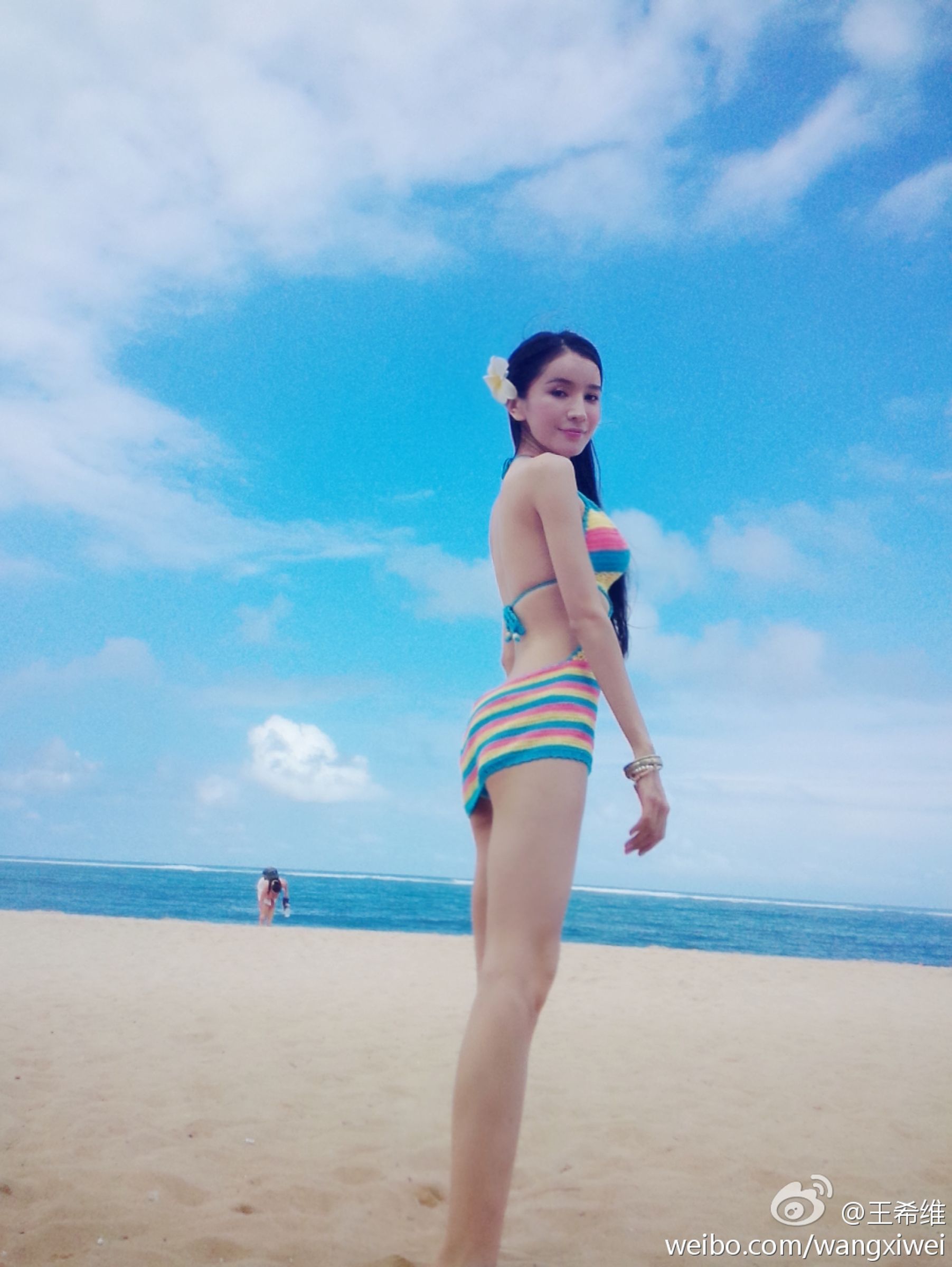 王希维 气质女神私房照诱惑写真图