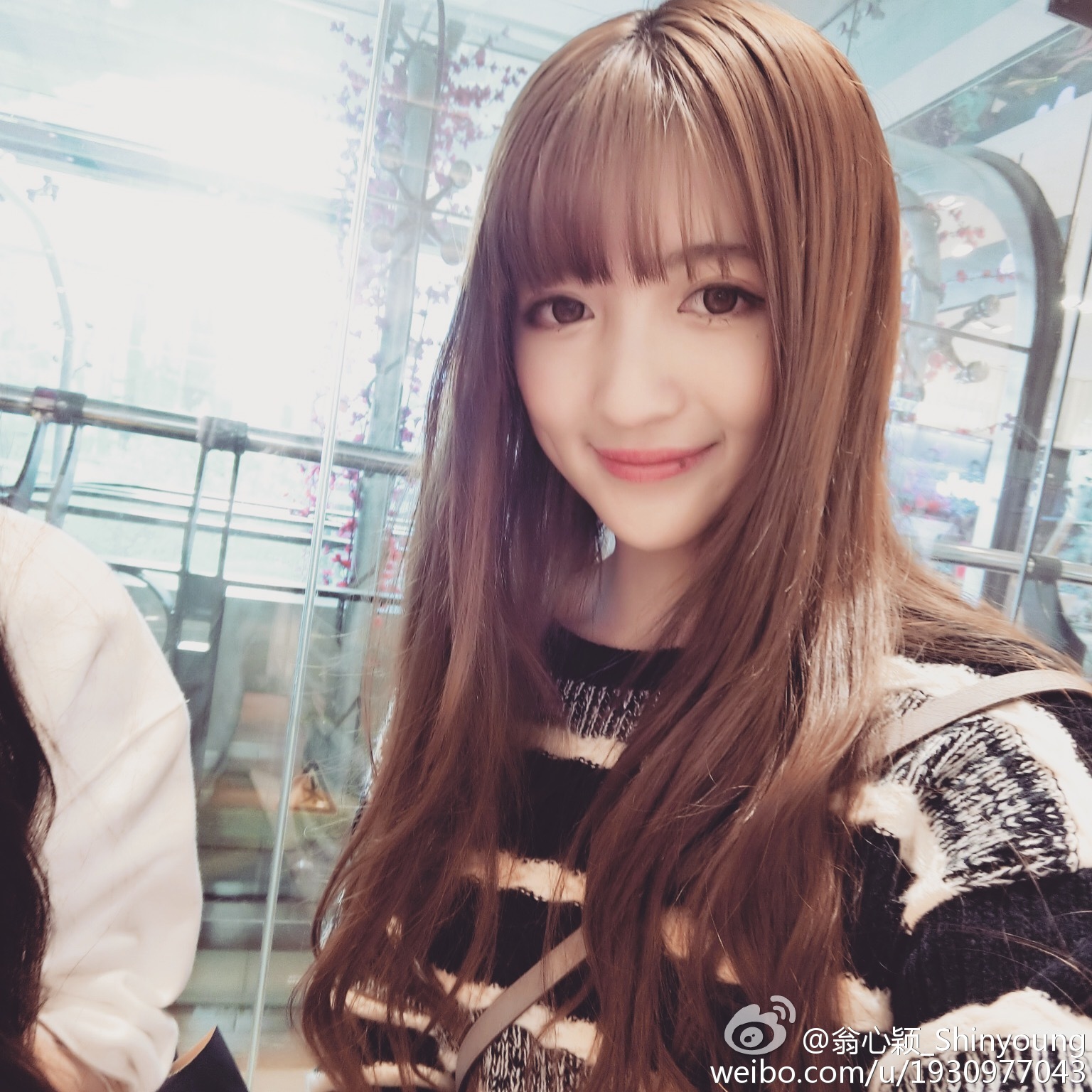 翁心颖Shinyoung 传媒校花灵气私房照诱惑写真图