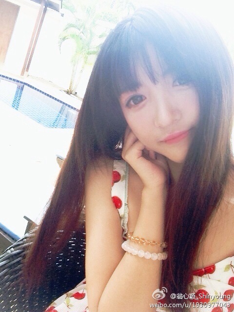 翁心颖Shinyoung 传媒校花灵气私房照诱惑写真图