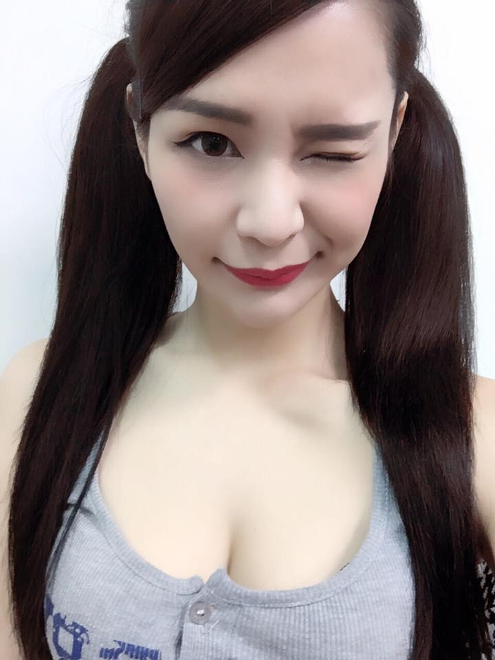 林楼雨(林柔妤) 性感辣妹私房照诱惑写真图