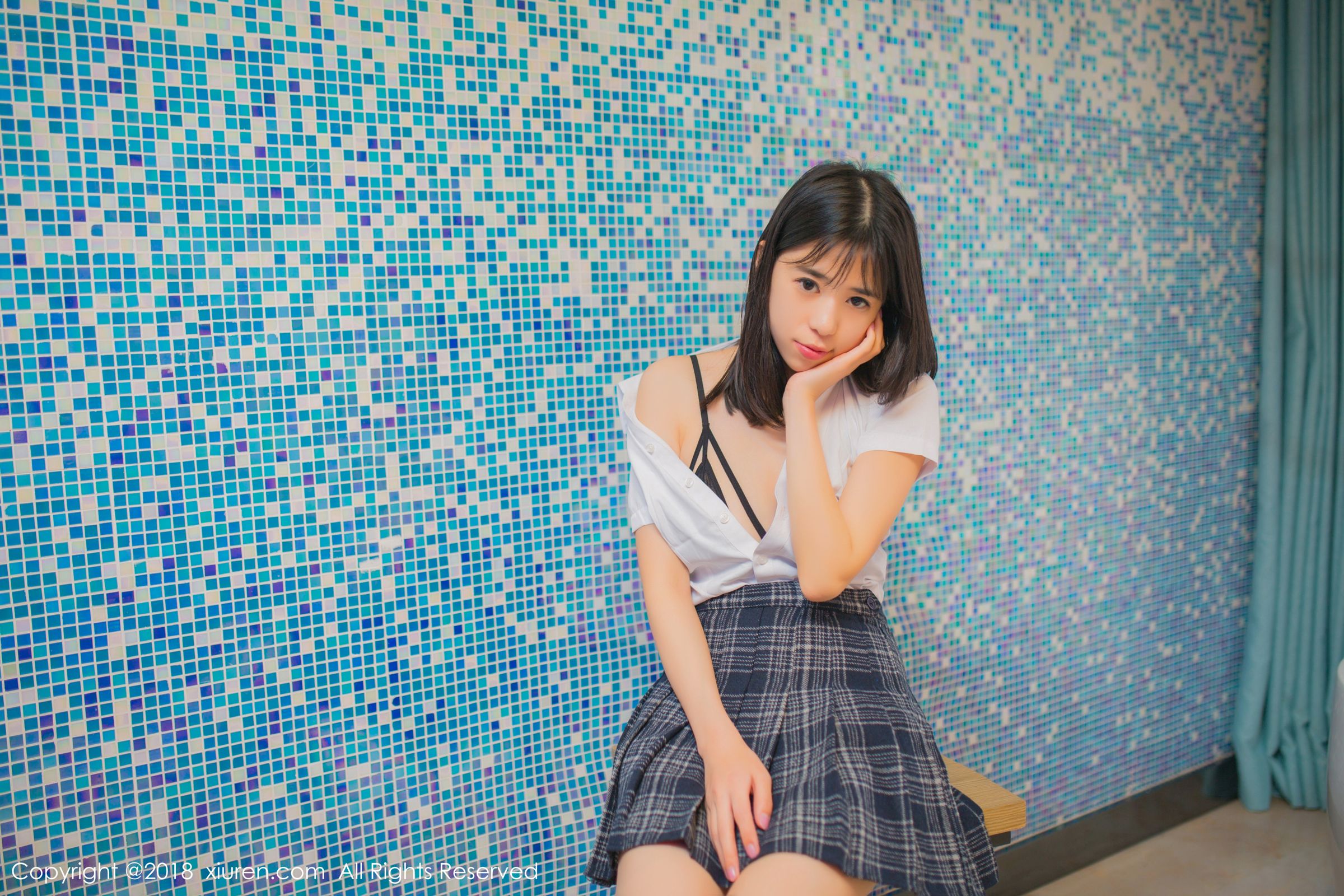 最佳女友艾栗栗 学生制服清新外拍