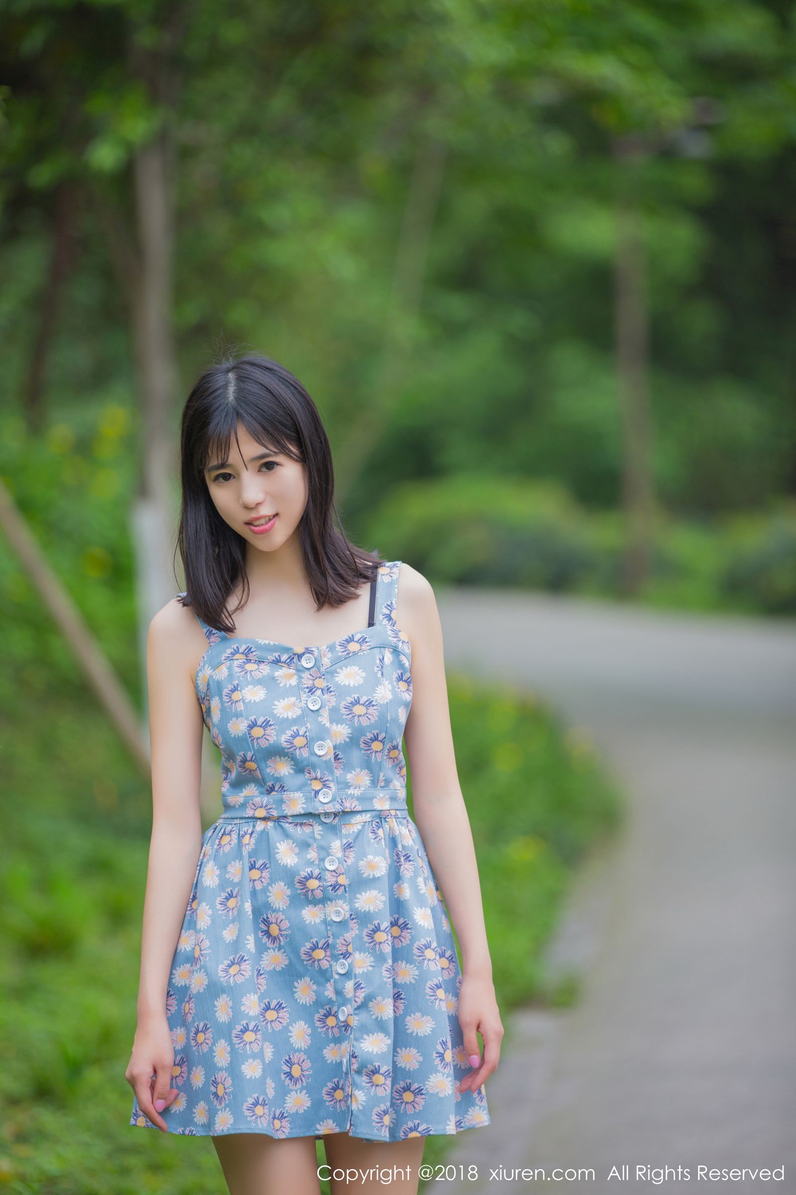 最佳女友艾栗栗 学生制服清新外拍