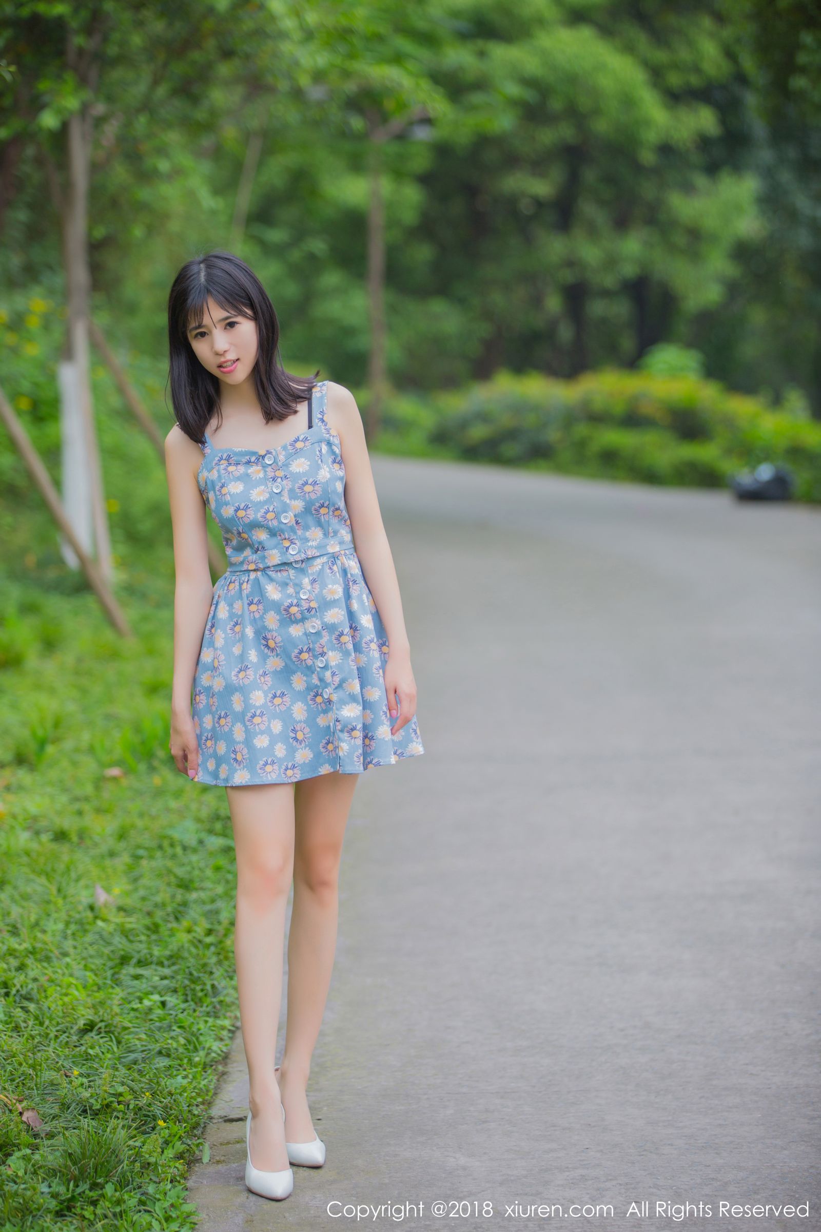 最佳女友艾栗栗 学生制服清新外拍