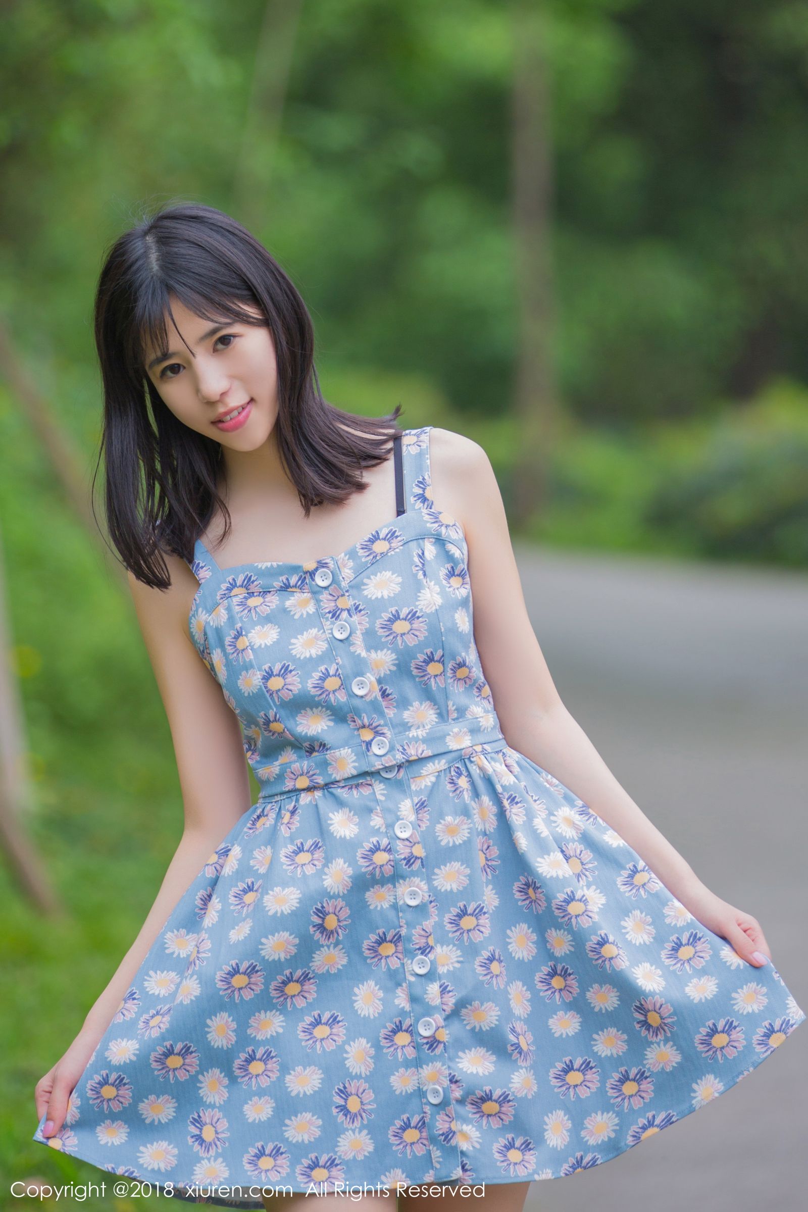 最佳女友艾栗栗 学生制服清新外拍