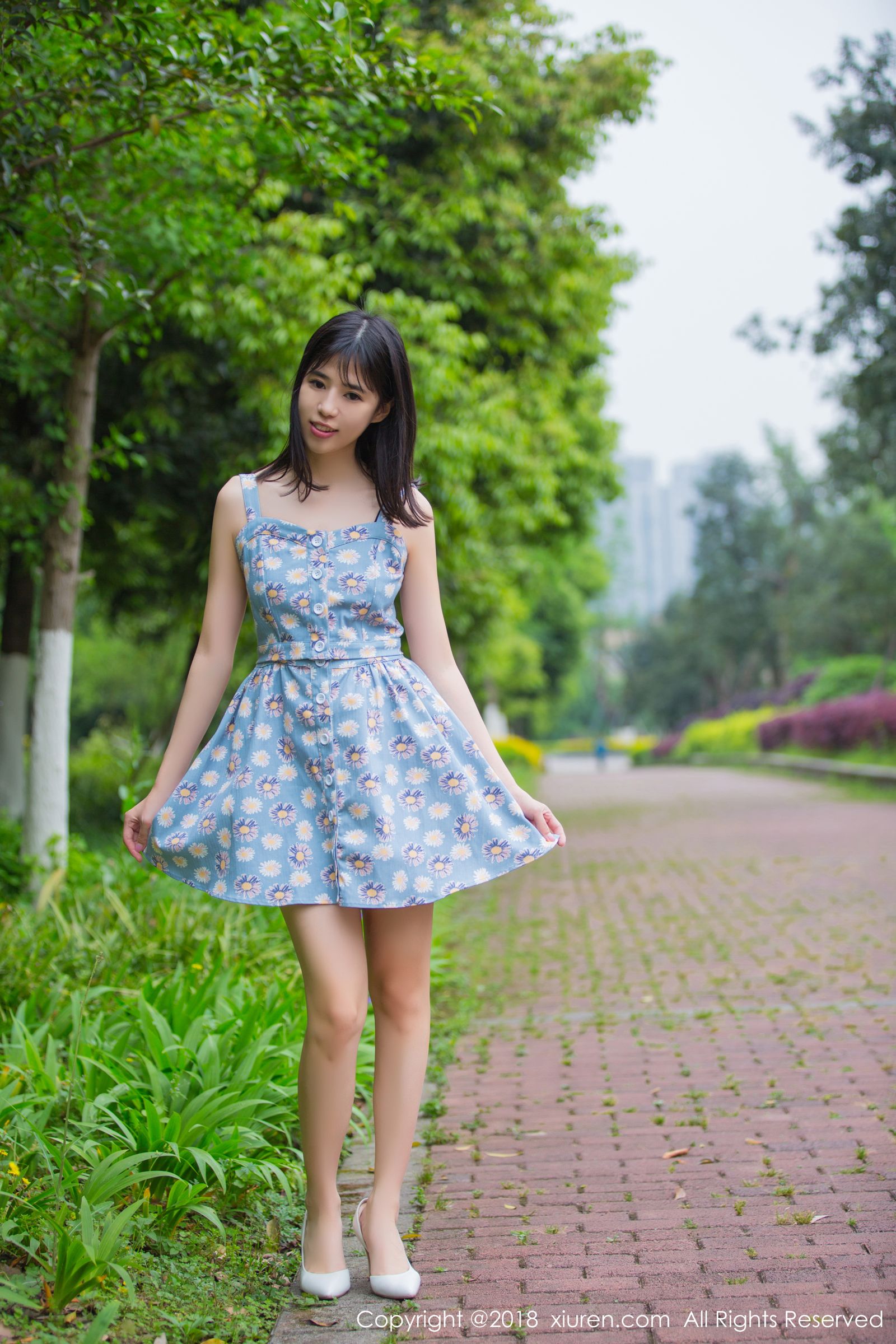 最佳女友艾栗栗 学生制服清新外拍